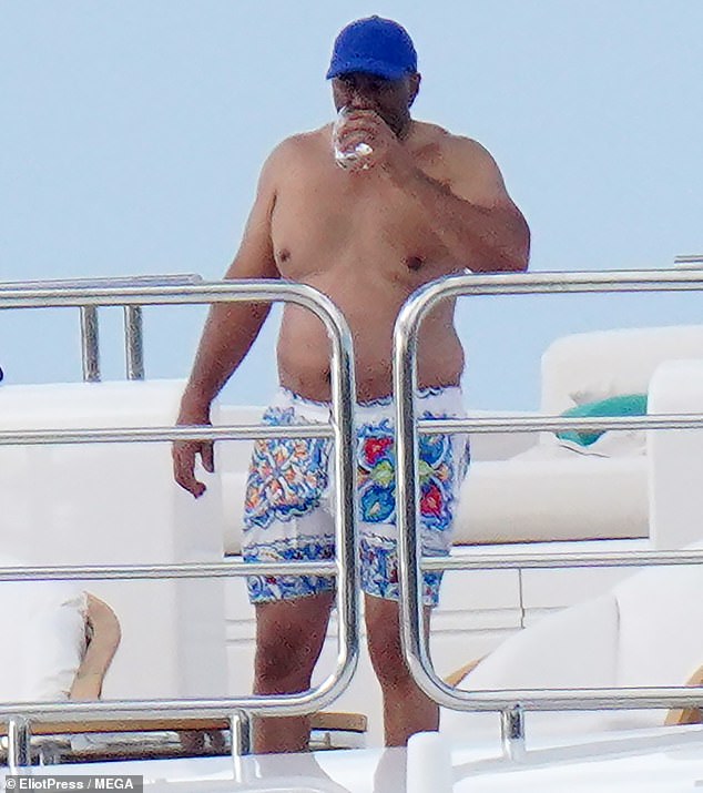 Steve Harvey 64 Exercises Shirt Free On A Yacht In St Barts While Wife Jet Skis Travel Readsector